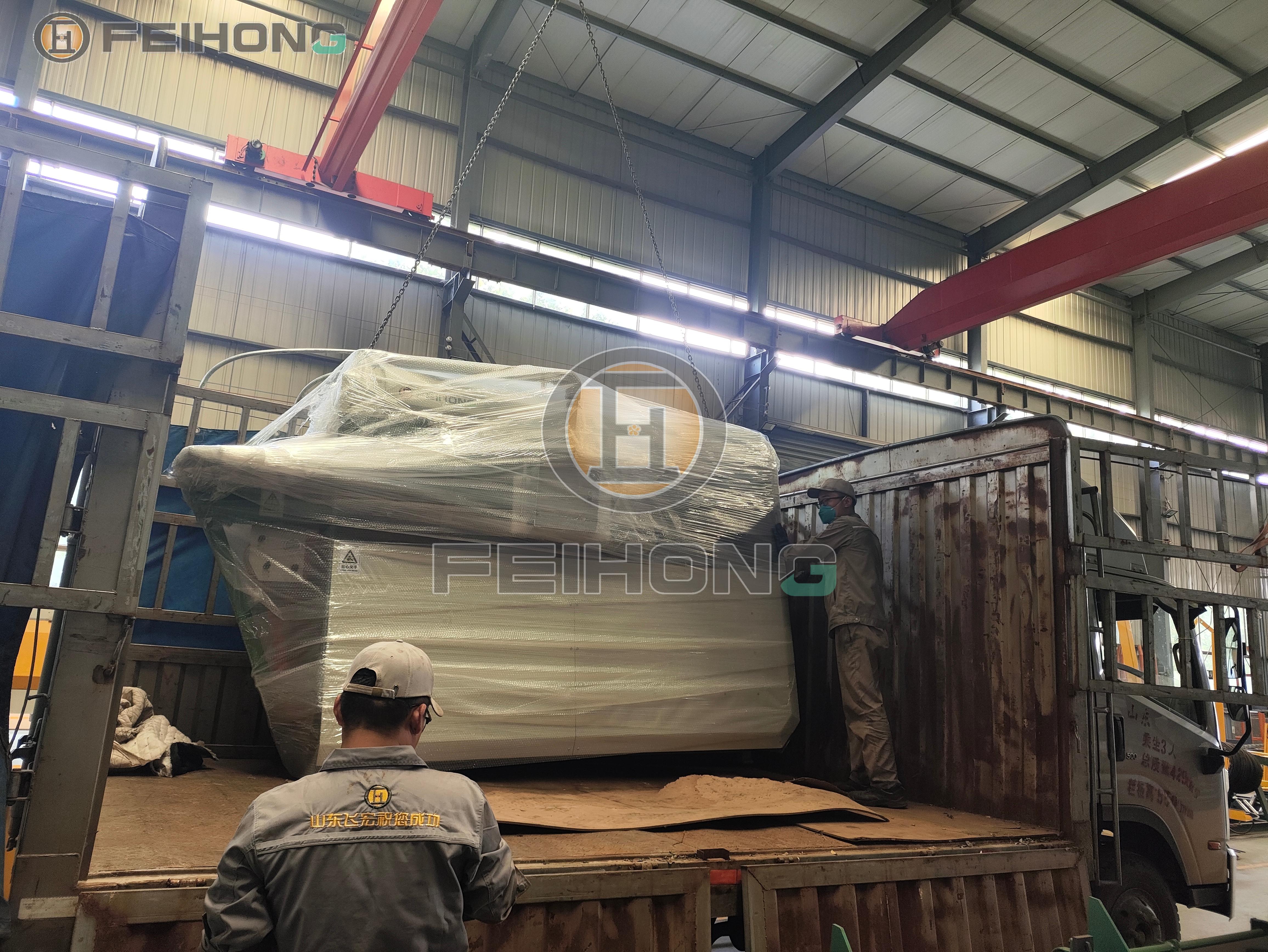 喜訊！熱烈慶祝飛宏1套數(shù)控鋼筋加工設備裝車完畢順利發(fā)出